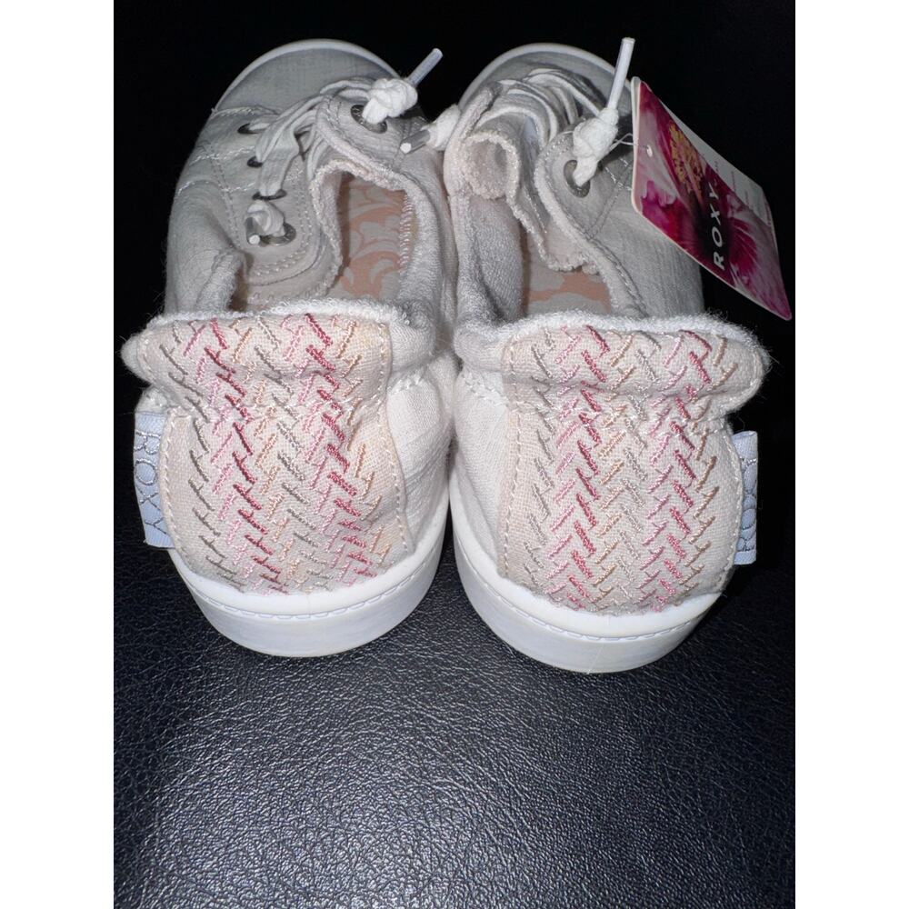 Roxy Women’s Surfstride Sneakers Size 8 NWT - Picture 2 of 7